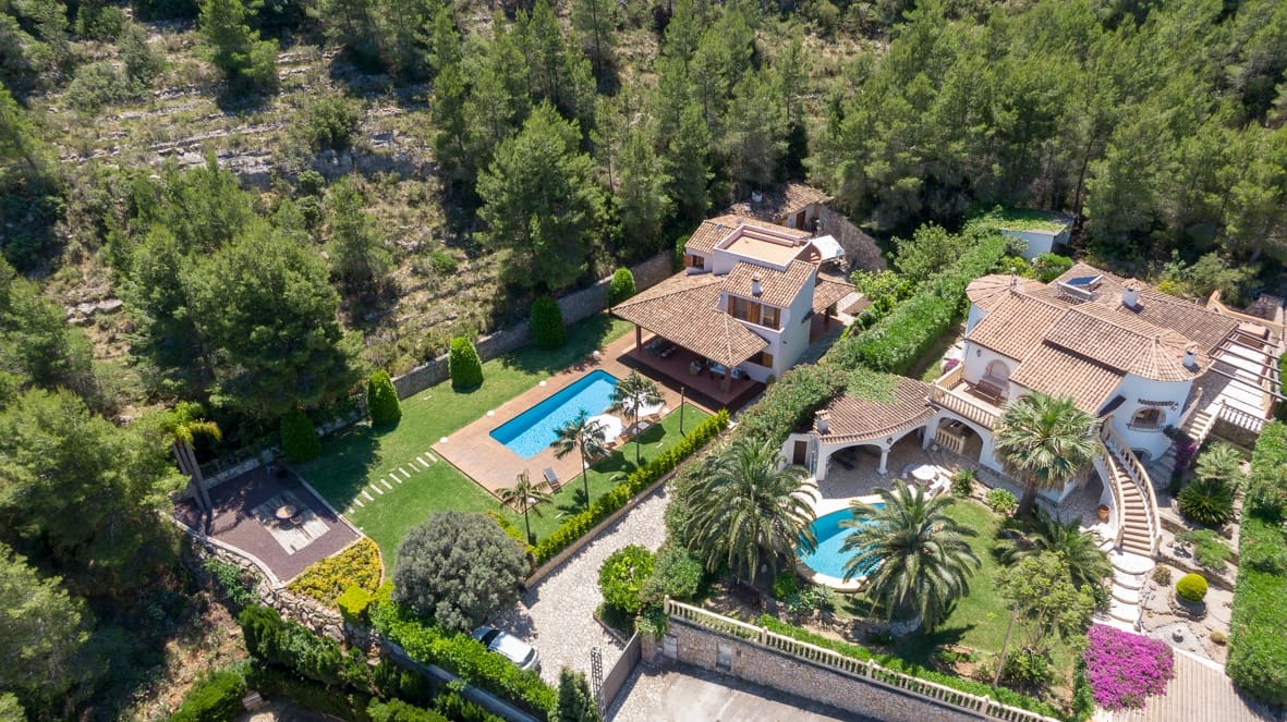 4 Zimmer Villa zu verkaufen in Denia mit Pool Garage - 870.000 € (Ref: 7212312)