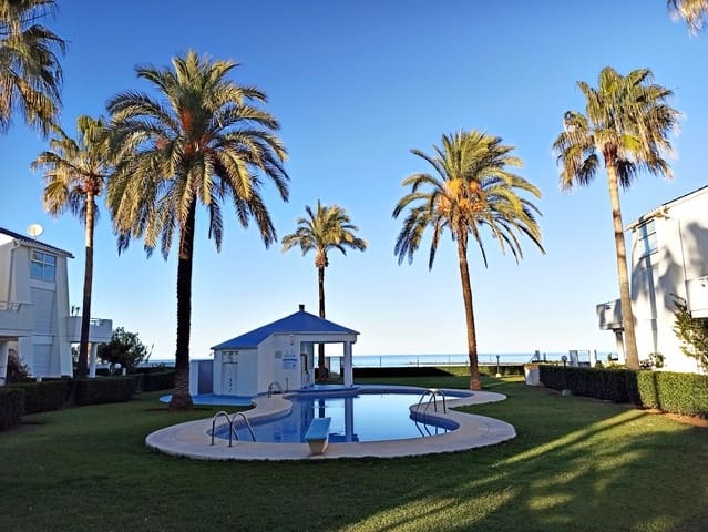 3 makuuhuone Omakotitalo myytävänä paikassa Dénia mukana uima-altaan 
autotalli - 599 000 € (Ref: 7212339)