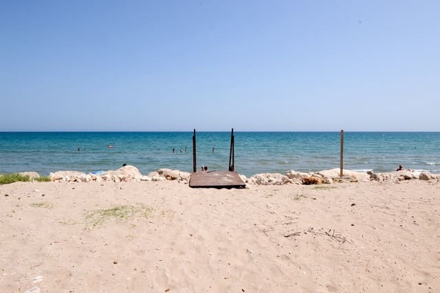 5 Zimmer Villa zu verkaufen in Dénia mit Garage - 685.000 € (Ref: 7212370)