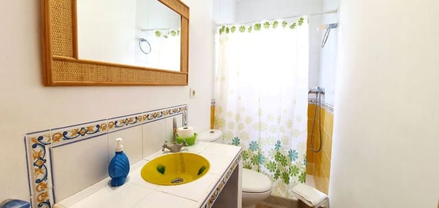 Chalet de 3 habitaciones en Dénia en venta con piscina - 690.000 € (Ref: 7352226)