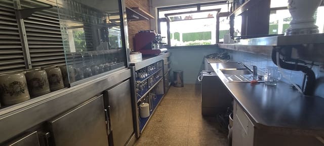 Chalet de 3 habitaciones en Dénia en venta - 550.000 € (Ref: 7352239)