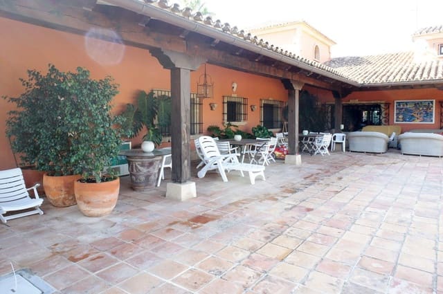 8 slaapkamer Villa te koop in Dénia met zwembad garage - € 3.000.000 (Ref: 7377134)