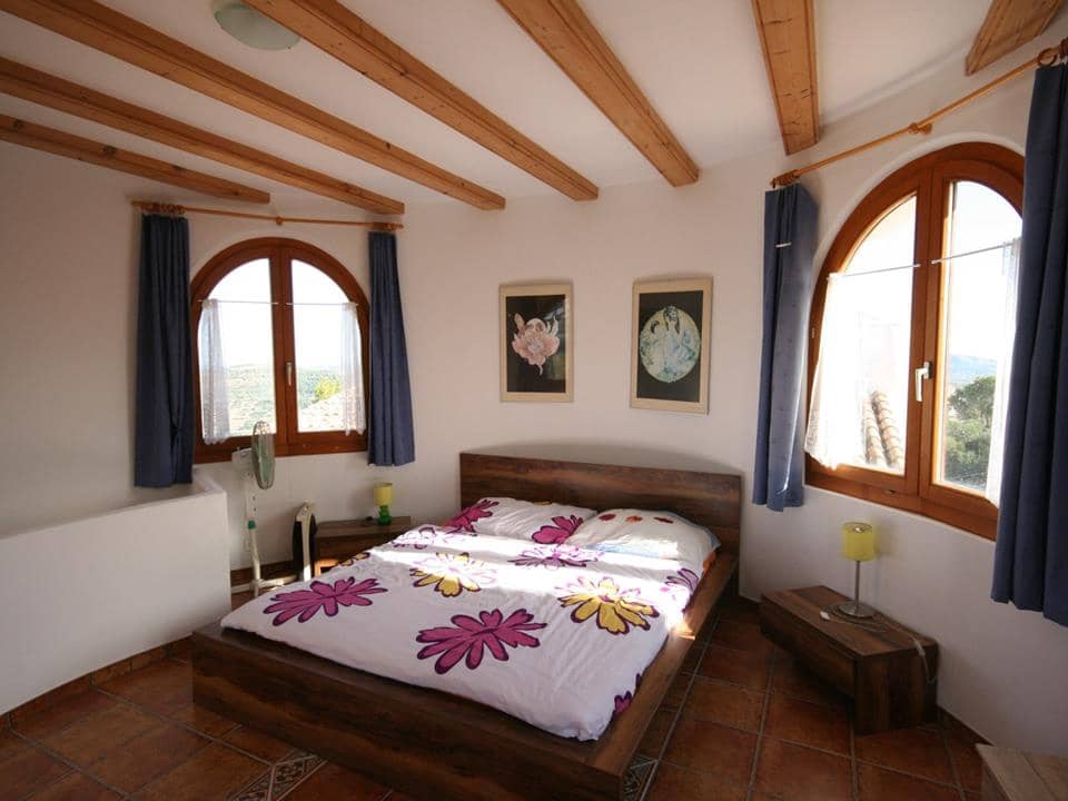 Chalet de 3 habitaciones en Pedreguer en venta con piscina - 470.000 € (Ref: 7433287)