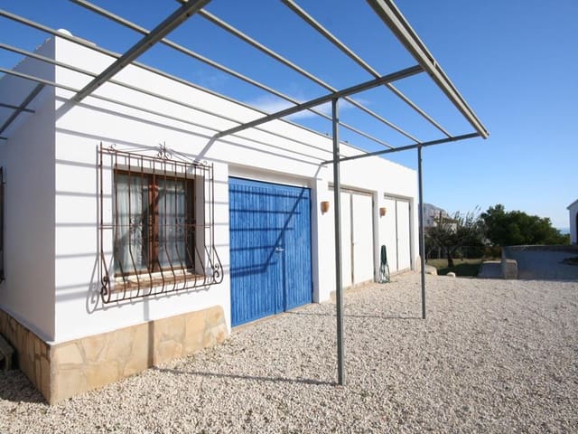 Chalet de 3 habitaciones en Pedreguer en venta con piscina - 470.000 € (Ref: 7433287)