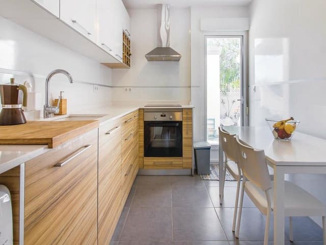 4 slaapkamer Villa te koop in Dénia - € 645.000 (Ref: 7433297)