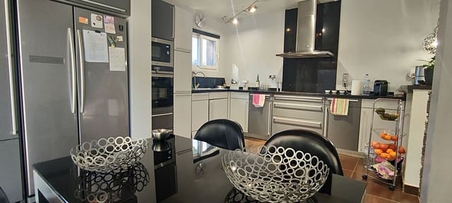 3 quarto Moradia para venda em Dénia com piscina garagem - 475 000 € (Ref: 7439026)