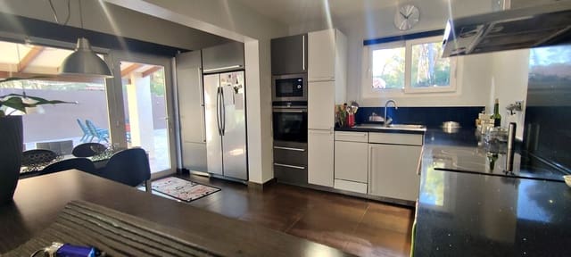 3 quarto Moradia para venda em Dénia com piscina garagem - 475 000 € (Ref: 7439026)