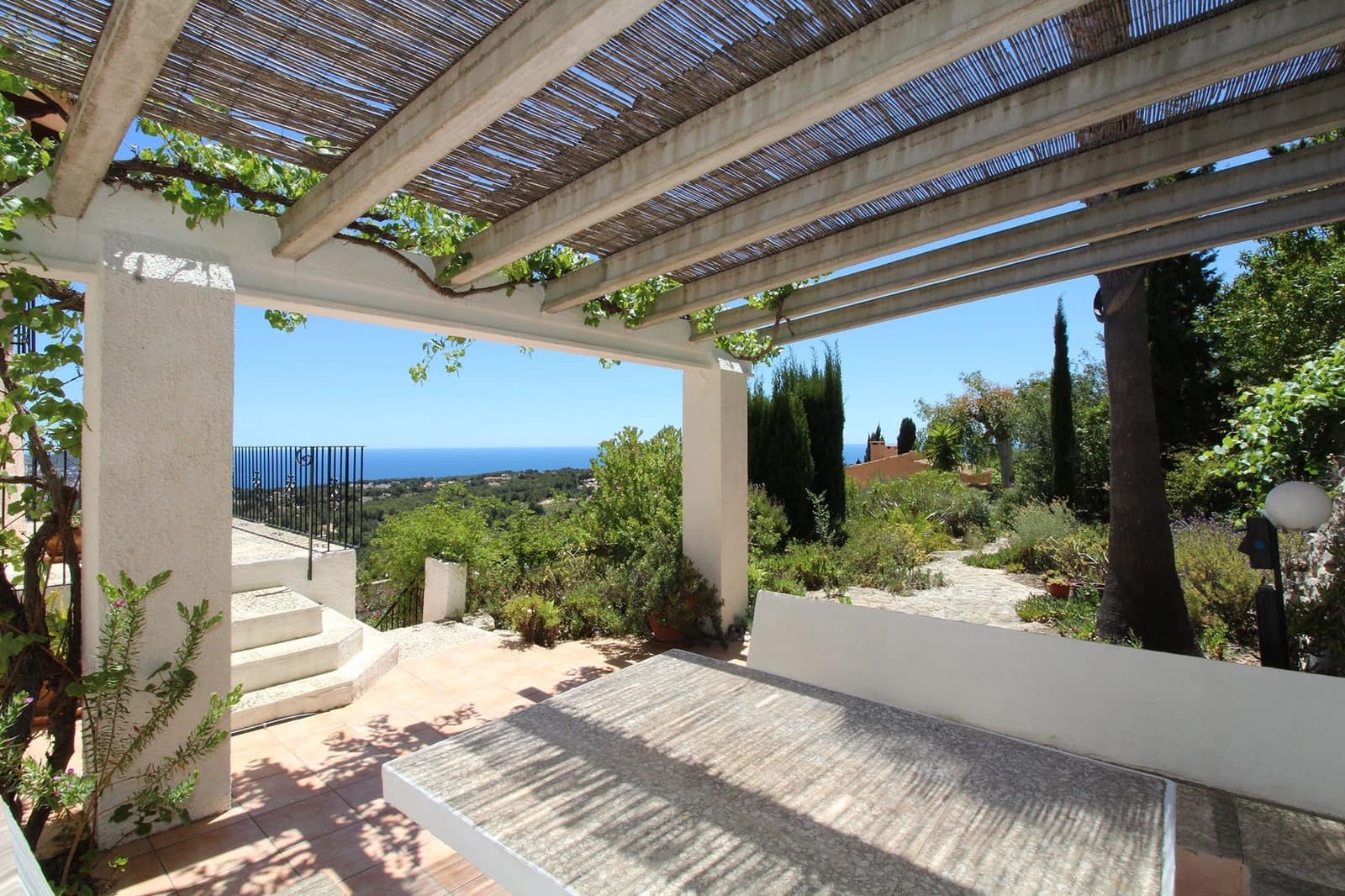 Chalet de 5 habitaciones en Moraira en venta - 670.000 € (Ref: 7477506)
