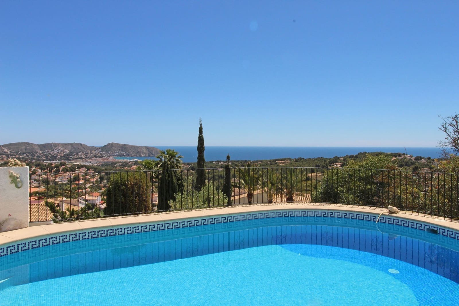 Chalet de 5 habitaciones en Moraira en venta - 670.000 € (Ref: 7477506)