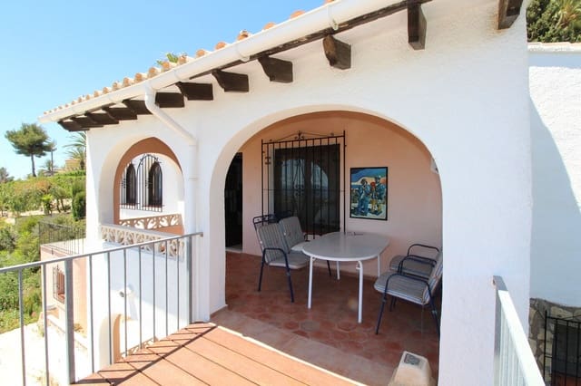 Chalet de 5 habitaciones en Moraira, Teulada-Moraira en venta - 670.000 € (Ref: 7477506)