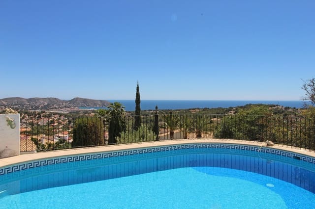 Chalet de 5 habitaciones en Moraira, Teulada-Moraira en venta - 670.000 € (Ref: 7477506)