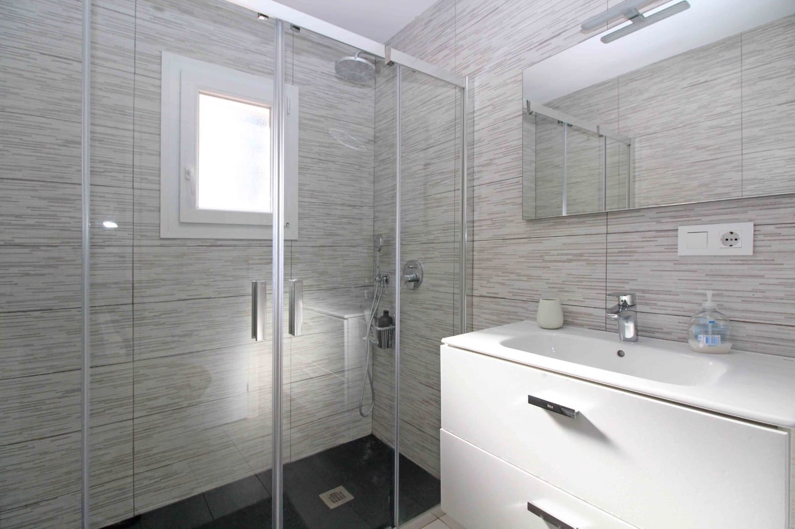 4 makuuhuone Huvila myytävänä paikassa Benissa - 660 000 € (Ref: 7477526)