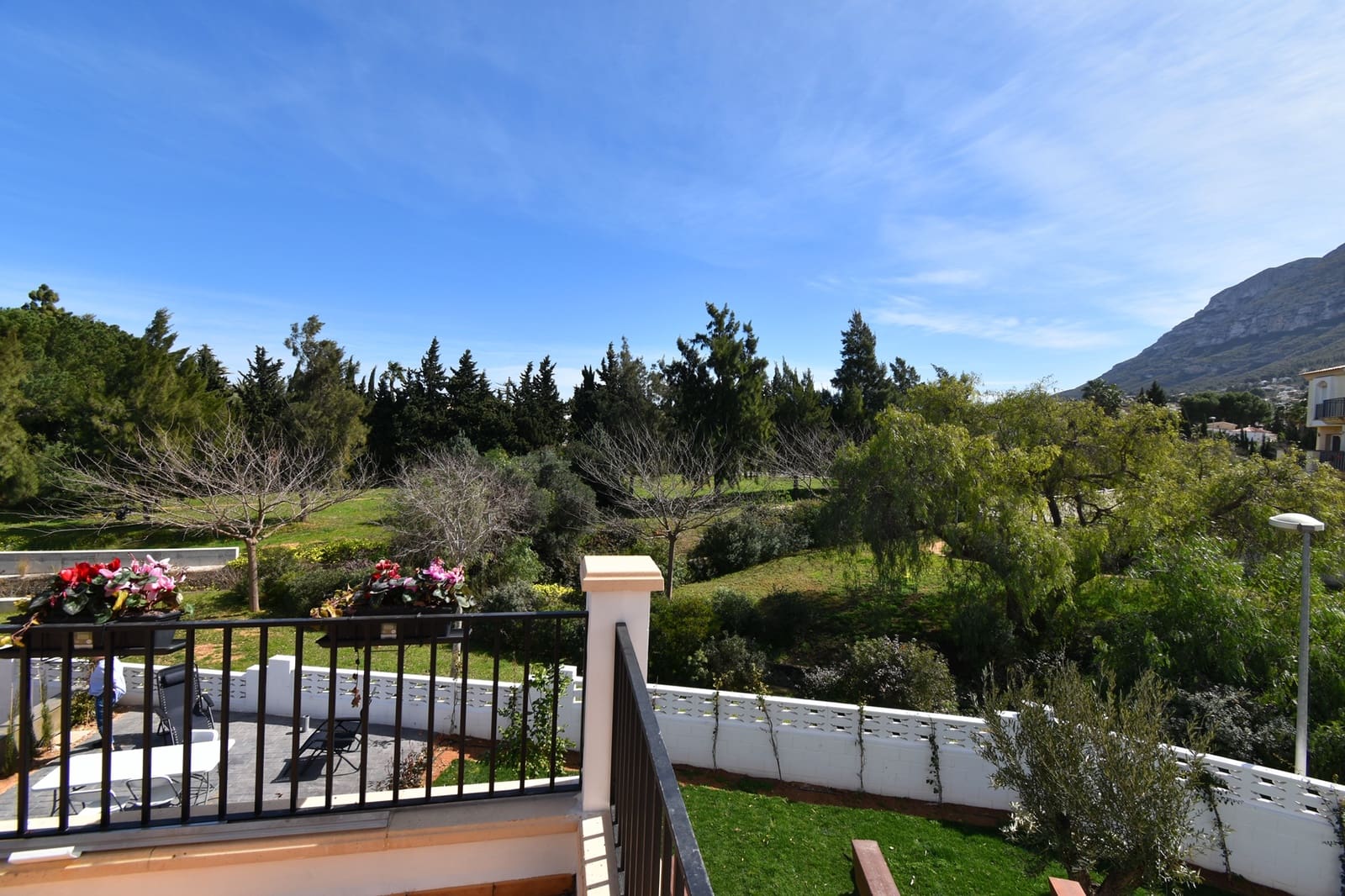 3 sovrum Villa till salu i Denia med pool garage - 369 000 € (Ref: 7514094)