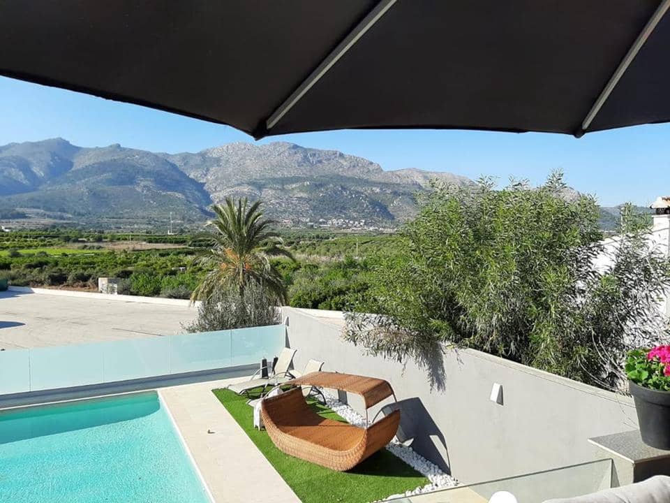 3 bedroom Villa for sale in Orba - € 450,000 (Ref: 7528556)