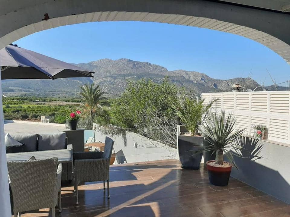 3 bedroom Villa for sale in Orba - € 450,000 (Ref: 7528556)