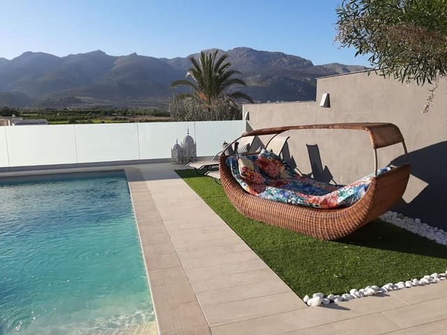 3 bedroom Villa for sale in Orba - € 450,000 (Ref: 7528556)