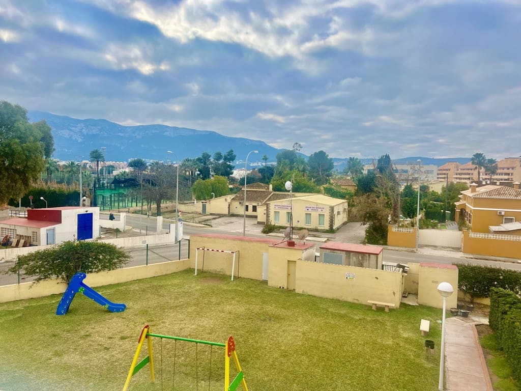 2 slaapkamer Appartement te koop in Denia met zwembad - € 265.000 (Ref: 7664131)