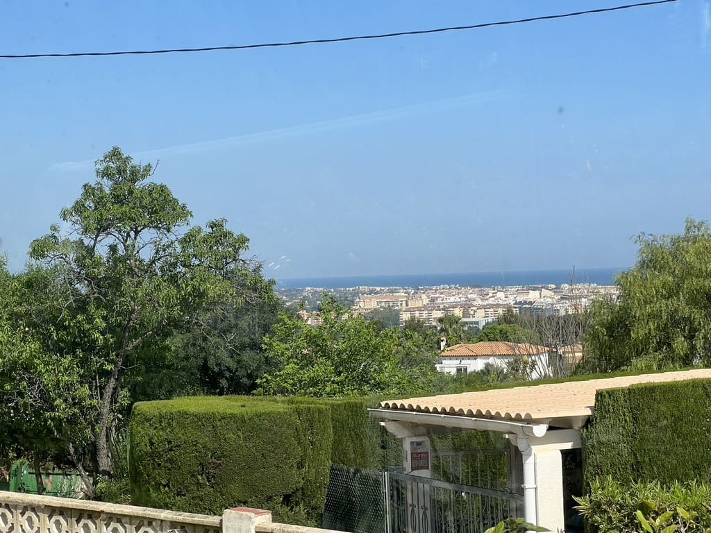 Chalet de 6 habitaciones en Dénia en venta con piscina - 470.000 € (Ref: 7664138)