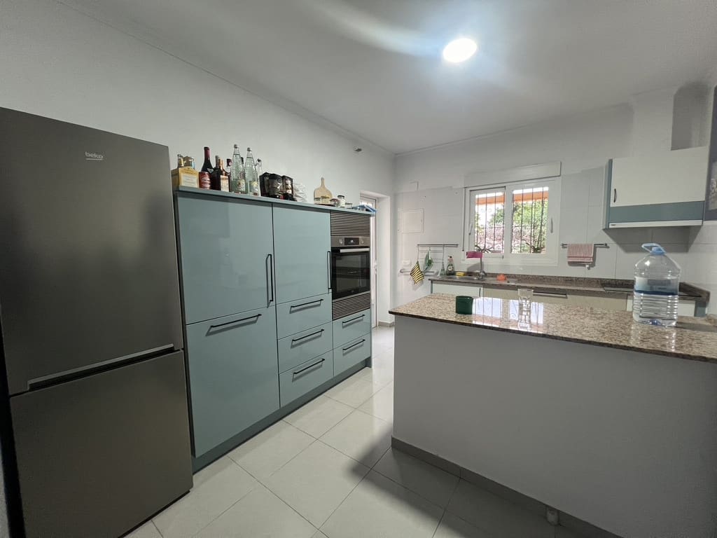 Chalet de 6 habitaciones en Dénia en venta con piscina - 470.000 € (Ref: 7664138)