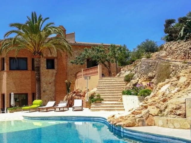 4 bedroom Finca/Country House for sale in Pedreguer with pool - € 1,300,000 (Ref: 7664139)