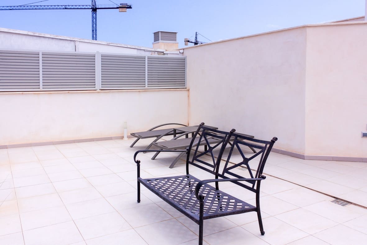 Apartamento de 2 habitaciones en Dénia en venta con piscina garaje - 350.000 € (Ref: 7733160)