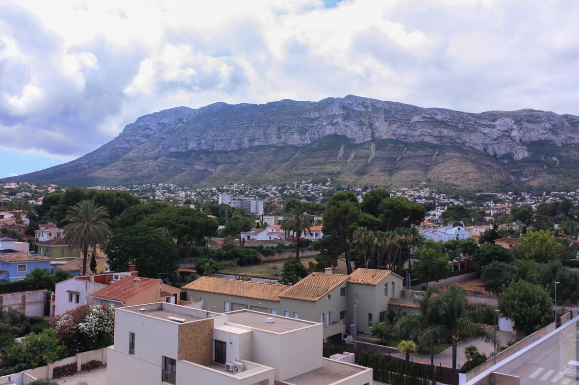 Apartamento de 2 habitaciones en Dénia en venta con piscina garaje - 350.000 € (Ref: 7733160)