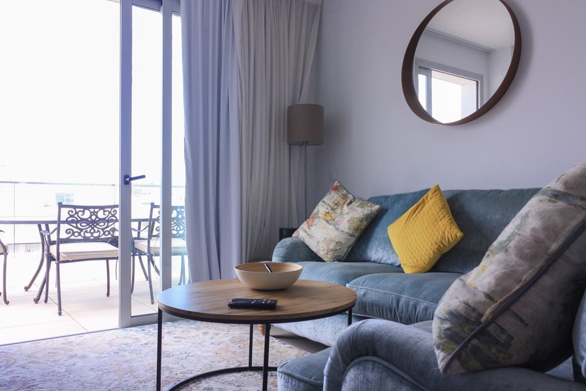 Apartamento de 2 habitaciones en Dénia en venta con piscina garaje - 350.000 € (Ref: 7733160)