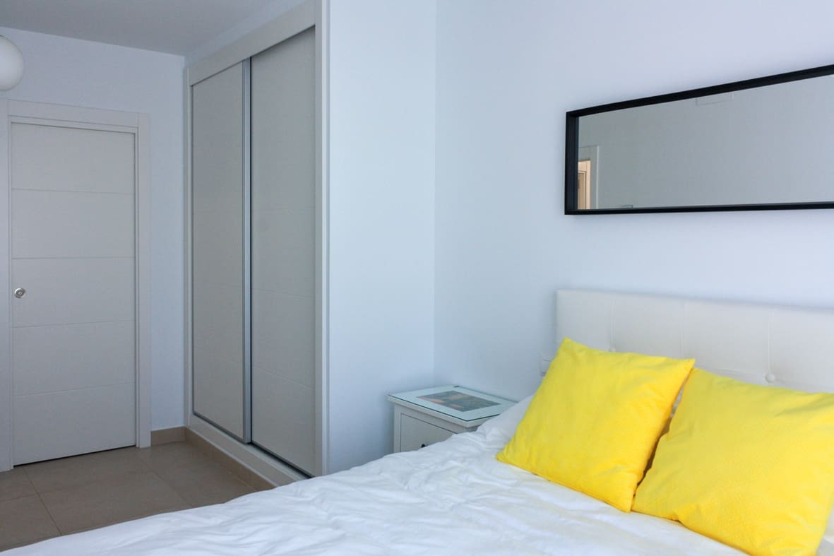 Apartamento de 2 habitaciones en Dénia en venta con piscina garaje - 350.000 € (Ref: 7733160)