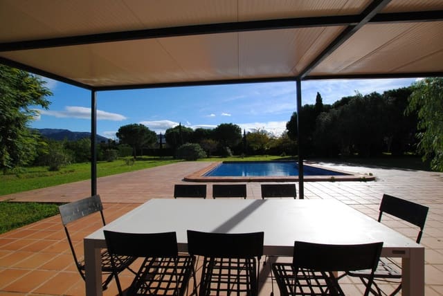 6 quarto Moradia para venda em Dénia com piscina garagem - 1 280 000 € (Ref: 7733161)