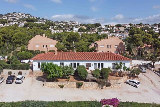 9 slaapkamer Villa te koop in Moraira, Teulada-Moraira - € 724.000 (Ref: 7783522)