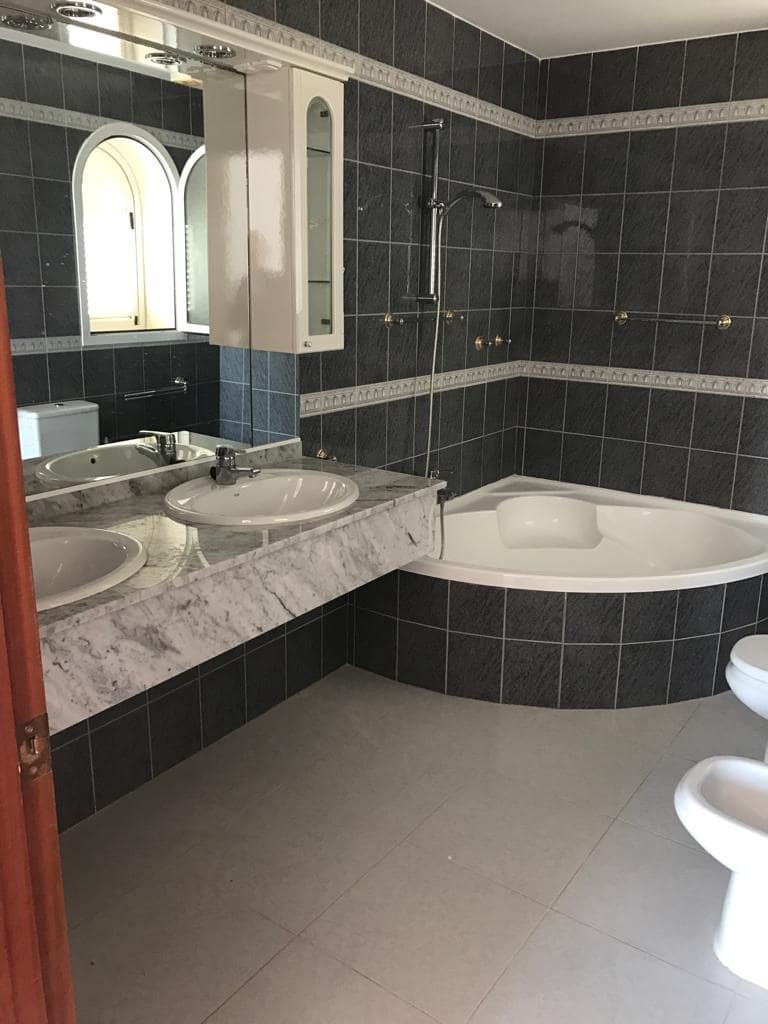 4 slaapkamer Villa te koop in Altea - € 749.000 (Ref: 7783543)