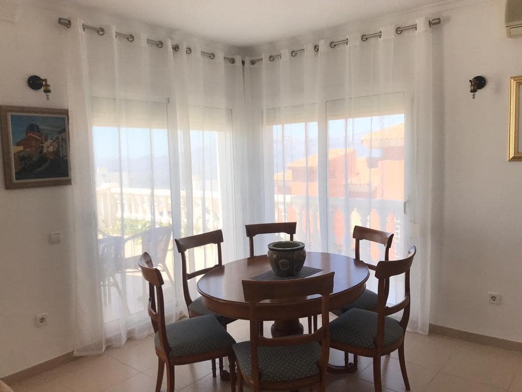4 slaapkamer Villa te koop in Altea - € 749.000 (Ref: 7783543)
