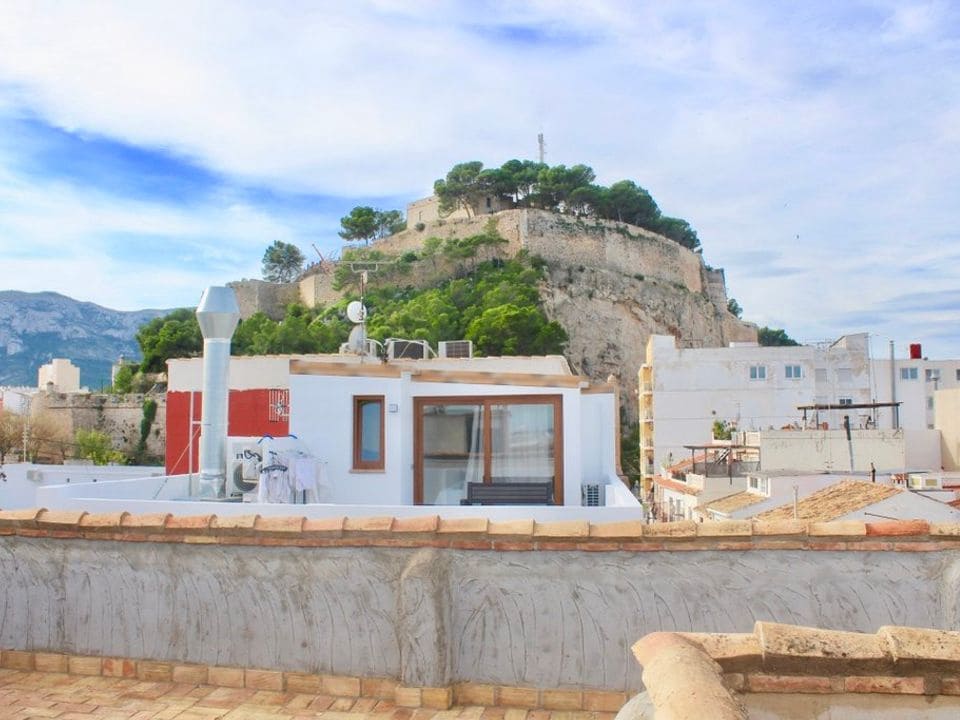 2 slaapkamer Villa te koop in Denia - € 425.000 (Ref: 7783551)