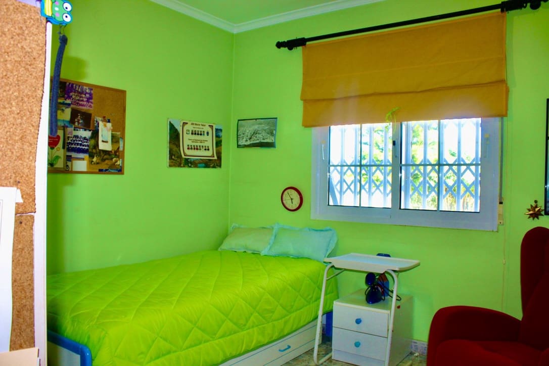 Chalet de 4 habitaciones en Dénia en venta con piscina - 850.000 € (Ref: 7818769)