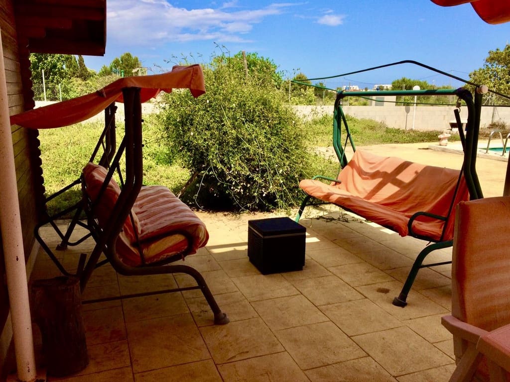 Chalet de 4 habitaciones en Dénia en venta con piscina - 850.000 € (Ref: 7818769)