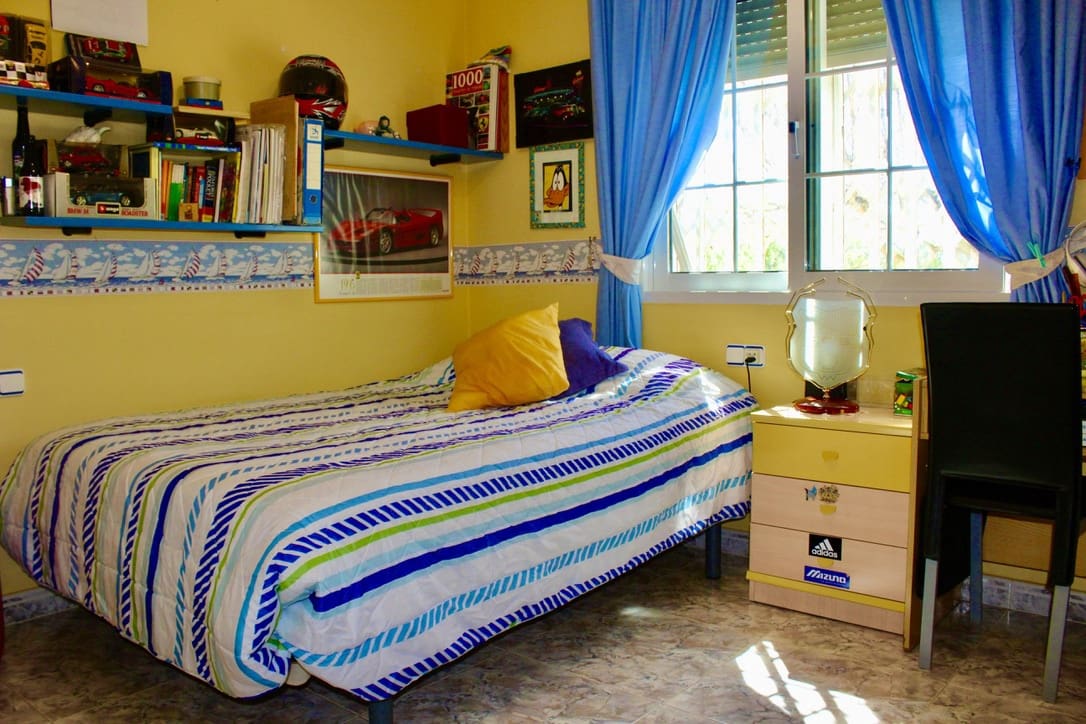 Chalet de 4 habitaciones en Dénia en venta con piscina - 850.000 € (Ref: 7818769)