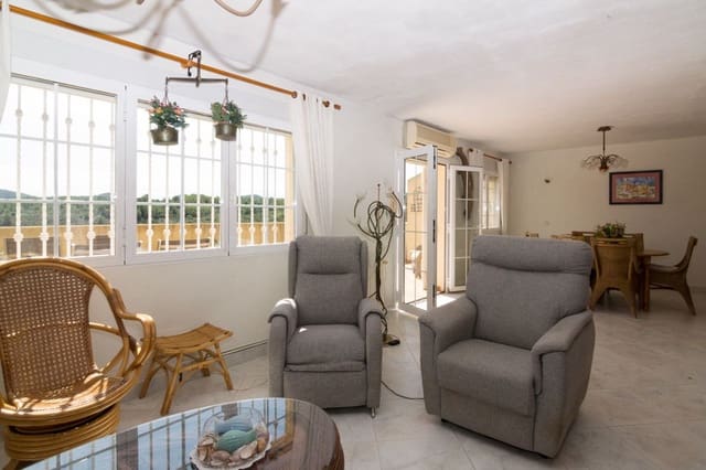 3 soveværelse Villa til salg i Pedreguer med swimmingpool garage - € 355.000 (Ref: 7818780)