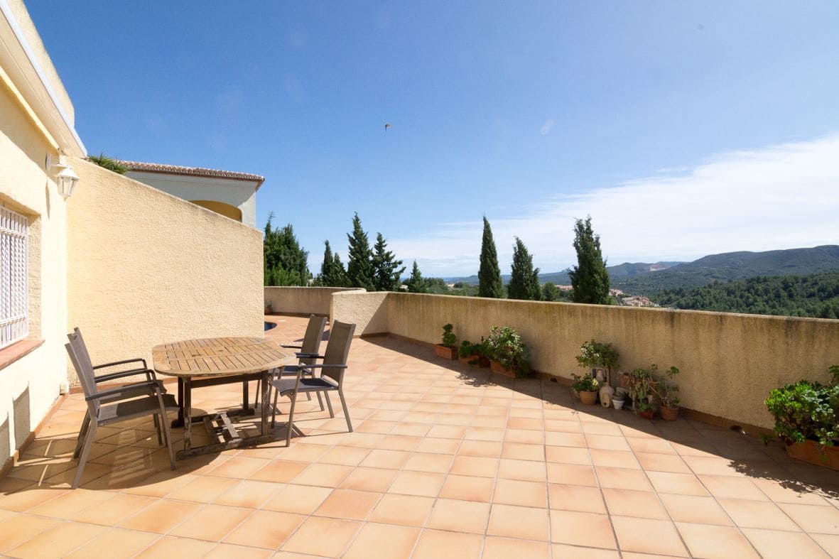 3 soveværelse Villa til salg i Pedreguer med swimmingpool garage - € 355.000 (Ref: 7818780)