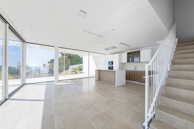 3 bedroom Villa for sale in Benissa - € 990,000 (Ref: 8017957)