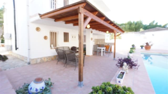 5 Zimmer Villa zu verkaufen in Benissa - 449.000 € (Ref: 8017970)
