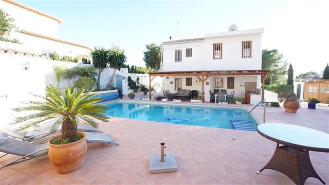 5 Zimmer Villa zu verkaufen in Benissa - 449.000 € (Ref: 8017970)