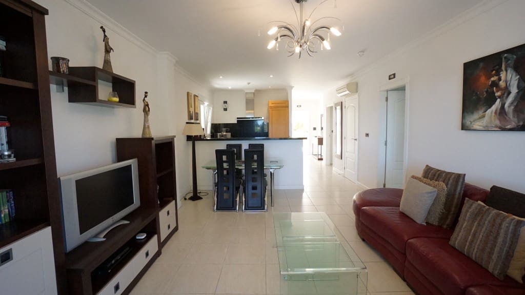 2 slaapkamer Appartement te koop in Benissa - € 235.000 (Ref: 8017975)
