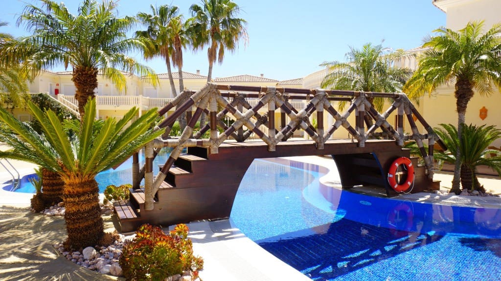 2 slaapkamer Appartement te koop in Benissa - € 235.000 (Ref: 8017975)