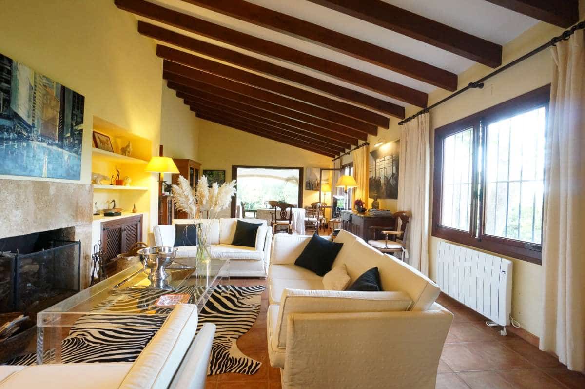 5 makuuhuone Huvila myytävänä paikassa Javea / Xabia - 1 280 000 € (Ref: 8017976)