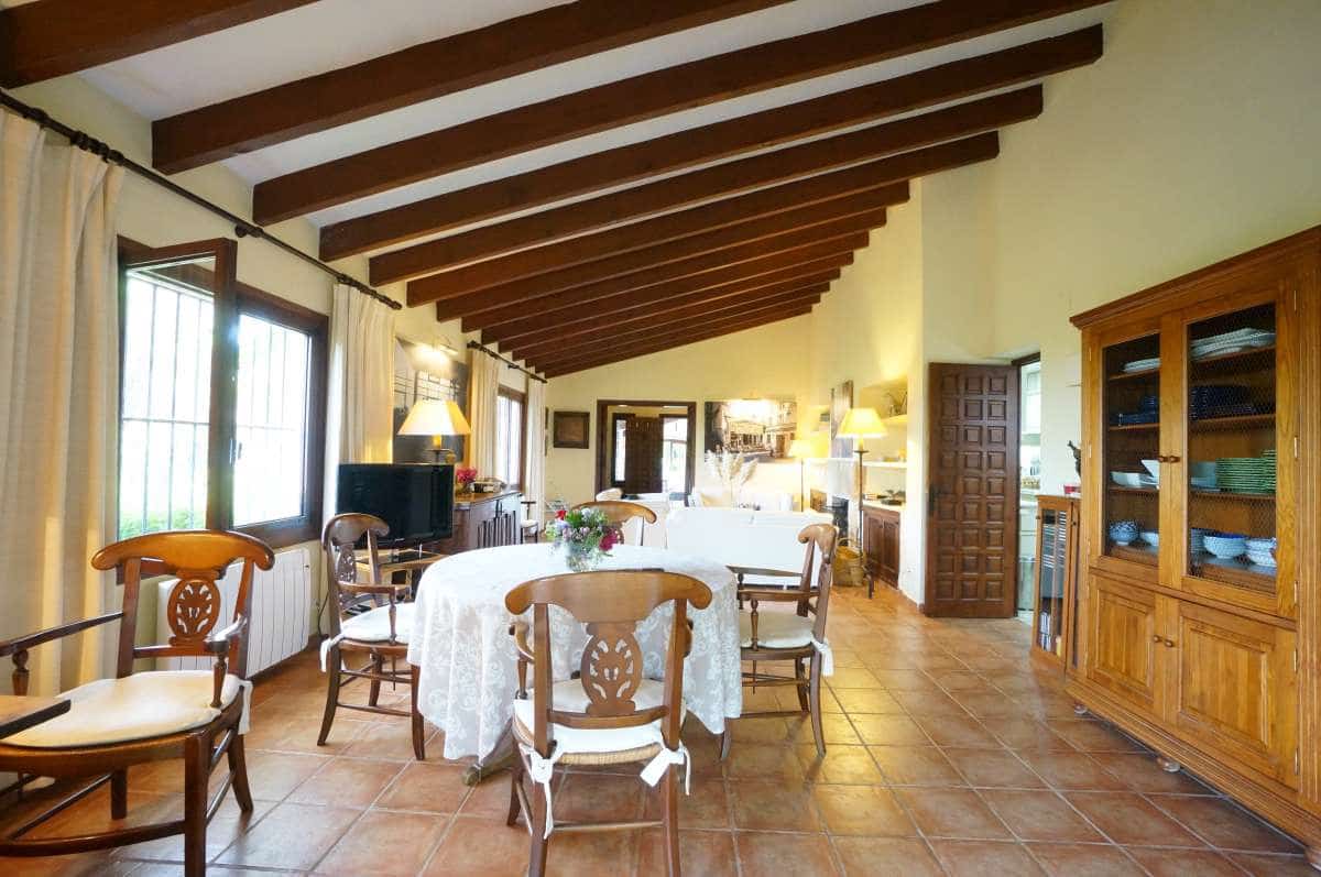 5 makuuhuone Huvila myytävänä paikassa Javea / Xabia - 1 280 000 € (Ref: 8017976)