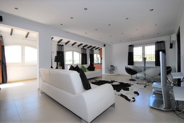 6 sypialnia Willa na sprzedaż w Benissa - 595 000 € (Ref: 8017984)