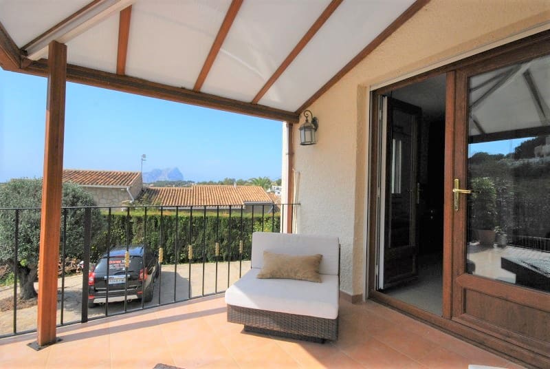 Chalet de 6 habitaciones en Benissa en venta - 595.000 € (Ref: 8017984)