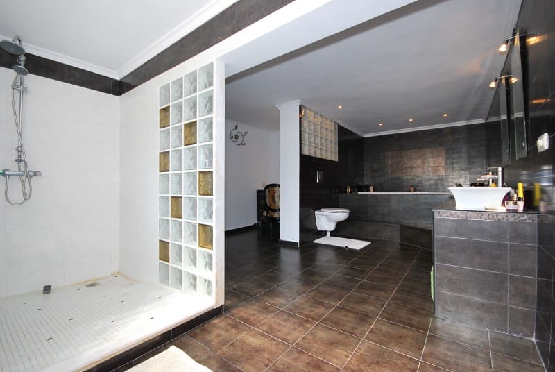 Chalet de 6 habitaciones en Benissa en venta - 595.000 € (Ref: 8017984)