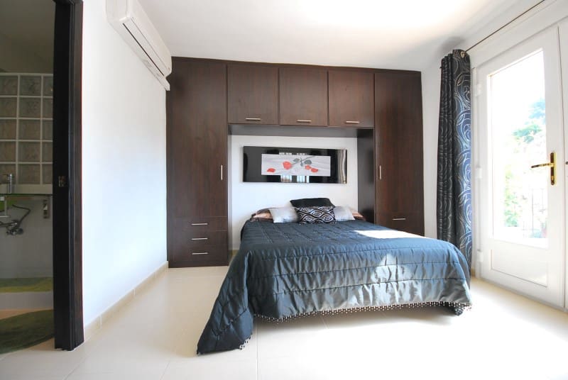 Chalet de 6 habitaciones en Benissa en venta - 595.000 € (Ref: 8017984)