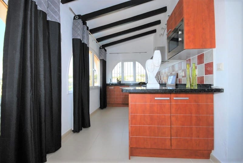 Chalet de 6 habitaciones en Benissa en venta - 595.000 € (Ref: 8017984)